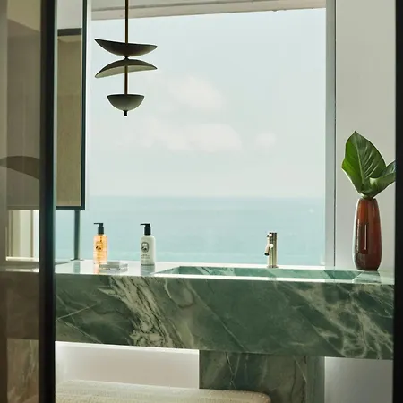 آرتس فندق 5*