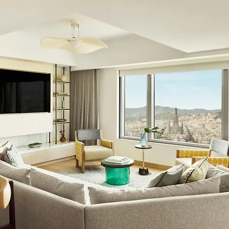 فندق آرتس 5*