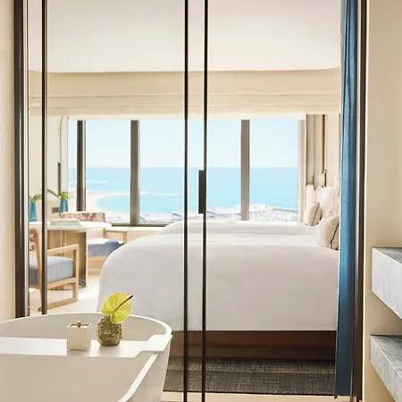 Arts Hotel 5*