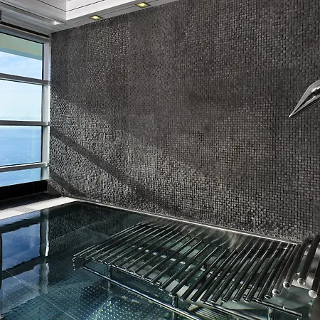 Hotel Arts 5*