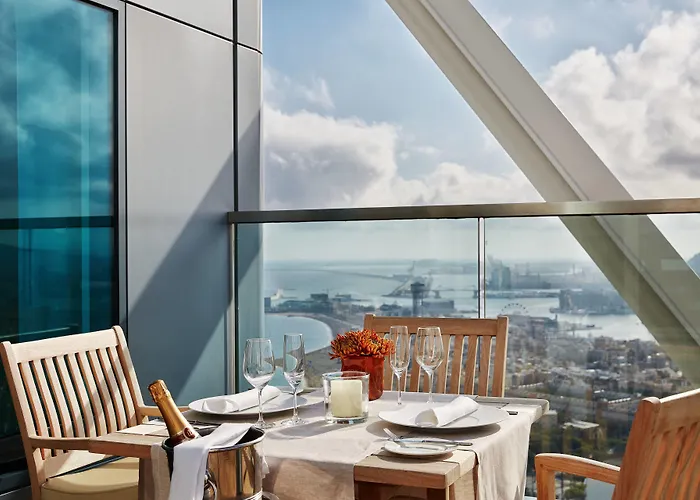Hotel Arts 5*