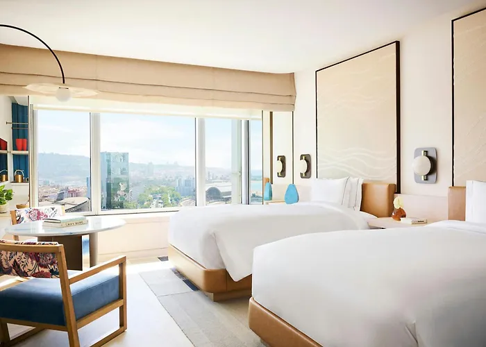 Arts Hotel 5*