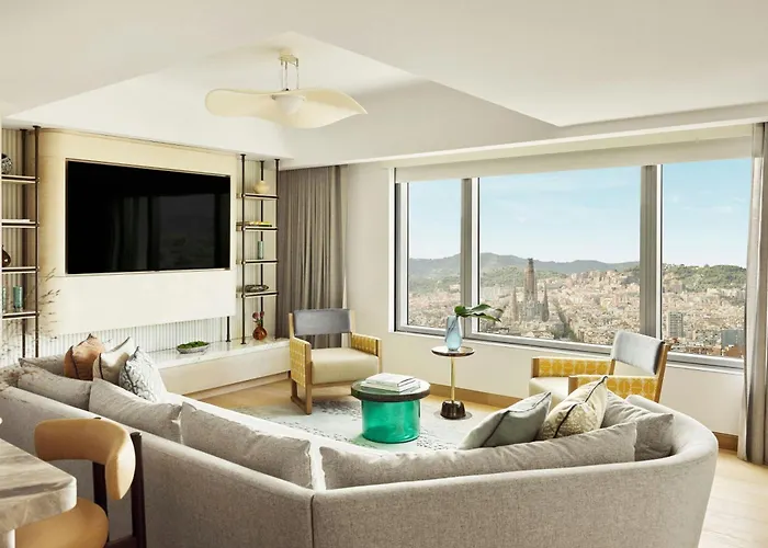 Hotel Arts 5*