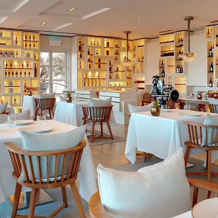 Hotel Arts 5*